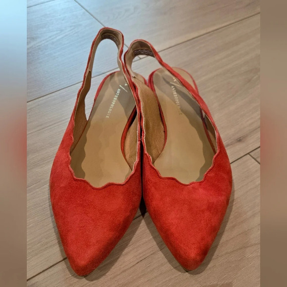 Anthropologie scalloped suede pointed toe slingback flats - Picture 3 of 7